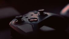 Satya Nadella: O Futuro Sustentável do Xbox em Debate