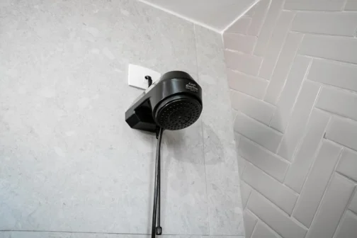 Enerbras Ducha eletrônica 7500W 220V E- Soft Preta - Imagem 10
