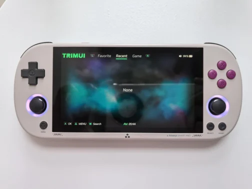 TRIMUI Smart Pro Handheld Game Console, Mini Game Player Compatible with More Than 20 formats of Games and 5 inch IPS High-Definition Screen, Portable Video Game Console (Grey 64G) - Imagem 2