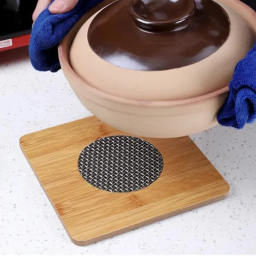 Kit 4 Descansos de Panela em Madeira Quadrado - Suportes de Bambu para Panela Quente - Proteção de Mesa - Utensílio de Cozinha Antiderrapante Resistente ao Calor - Shop100 - Imagem 7