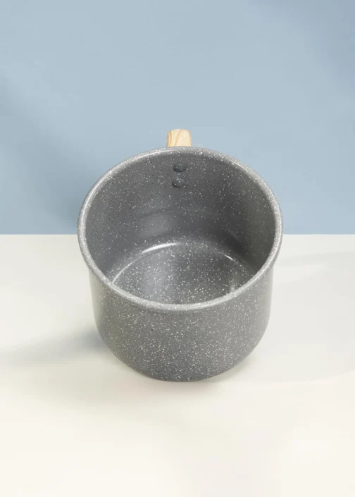 OSTER JOGO DE PANELAS E LEITEIRA MARBLE EDITION DARK GREY – 4 PEÇAS COM REVESTIMENTO CERÂMICO ANTIADERENTE, ALÇAS EM SILICONE ANTITÉRMICO E BASE COMPATÍVEL COM INDUÇÃO - Imagem 5