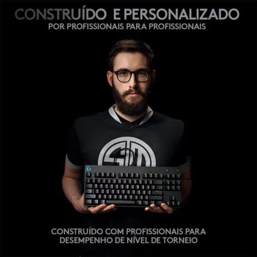 Teclado Mecânico Gamer Logitech G PRO com Layout US, RGB LIGHTSYNC, Design TKL, Cabo Destacável e Switch Exclusivo GX Blue Clicky - Imagem 3