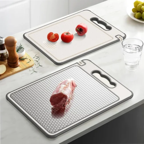 Tábua de Corte para Cozinha Dupla Face Aço Inoxidável e PP, Superfície Higiênica para Carnes, Frutas e Vegetais, Afiador Integrado, Base Antiderrapante e Alça Ergonômica PREMIUM - LAGUS IMP. - Imagem 8