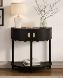Stead Consola de meia lua com saia recortada – Mesa de entrada para corredores estreitos – Console de entrada fino com duas portas e prateleira – Carvalho enegrecido com puxadores de latão