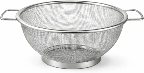Escorredor de Alimentos Inox 22cm com Alças Laterais | Peneira Multiuso para Massas, Verduras, Legumes e Cozinha Profissional - Imagem 2